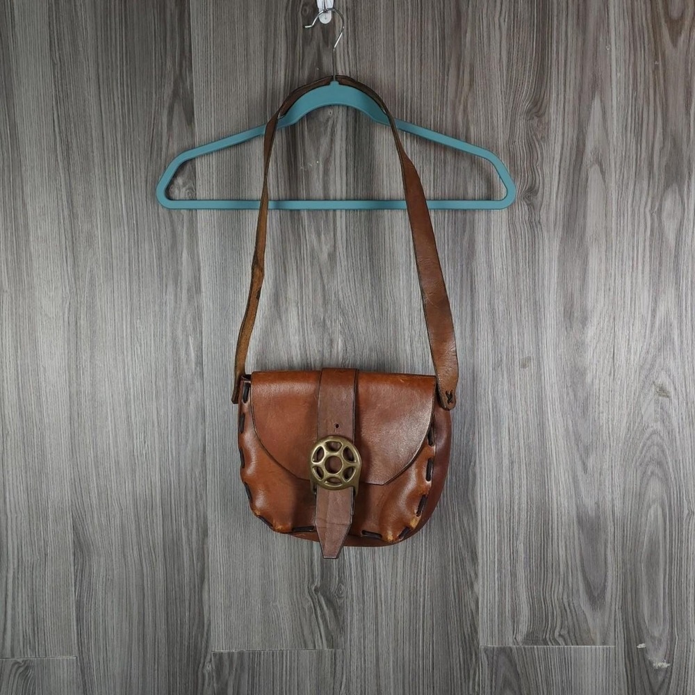 Vintage Laurie Solid Brass Buckle Leather Saddle Bag Whipstitch Crossbody Brown
